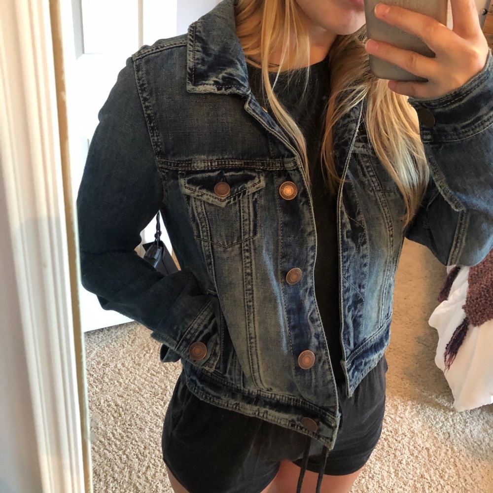 AE Jean Jacket - Picture 1 of 4